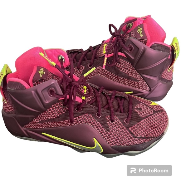 ✅Authentic Lebron James 12 Double Helix Sneaker✅ - Picture 4 of 6